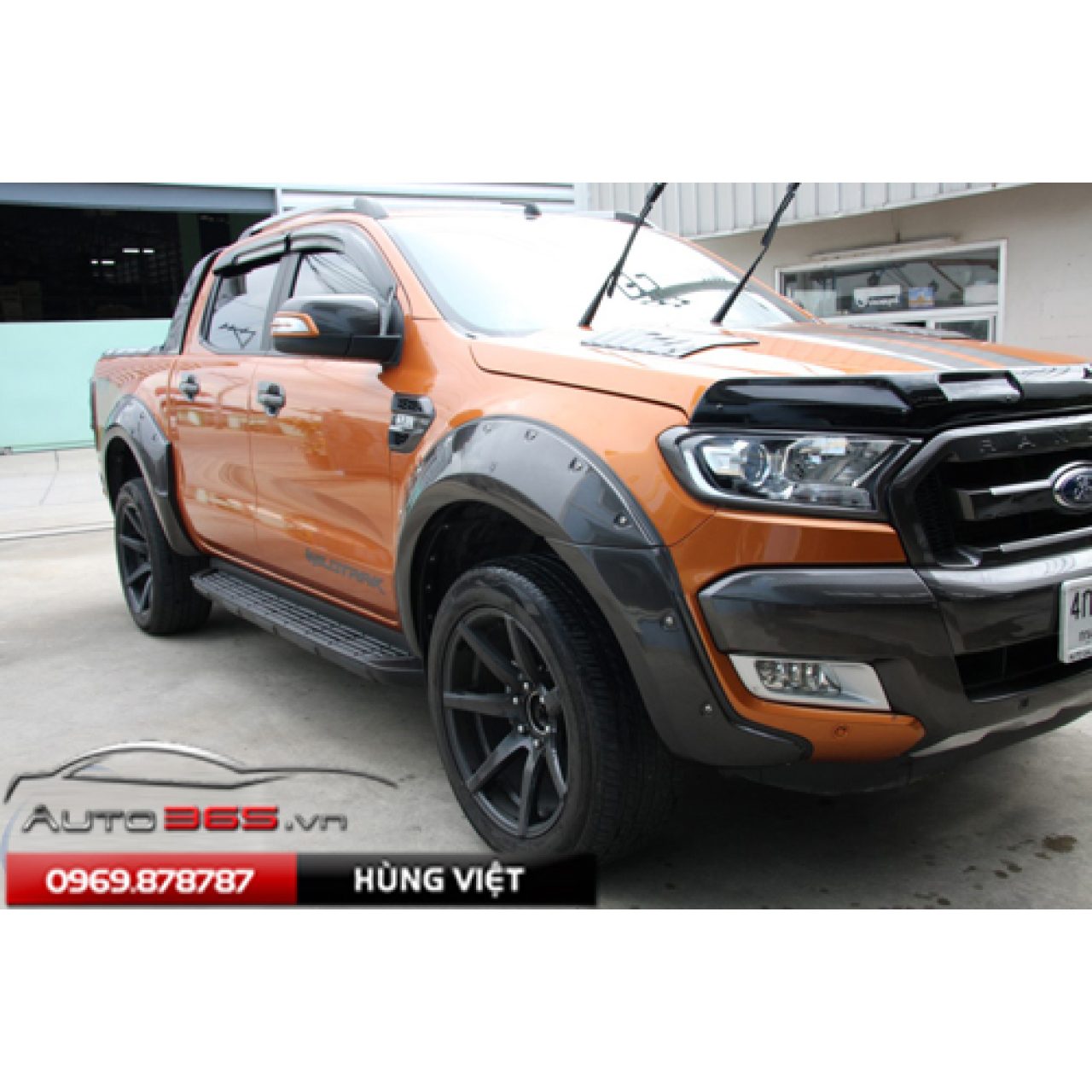 Vè che mưa Ford Ranger - Tiện lợi ngày mưa - Hình 1